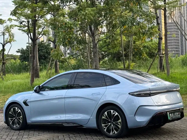 BYD Seal — Фото автомобиля 4