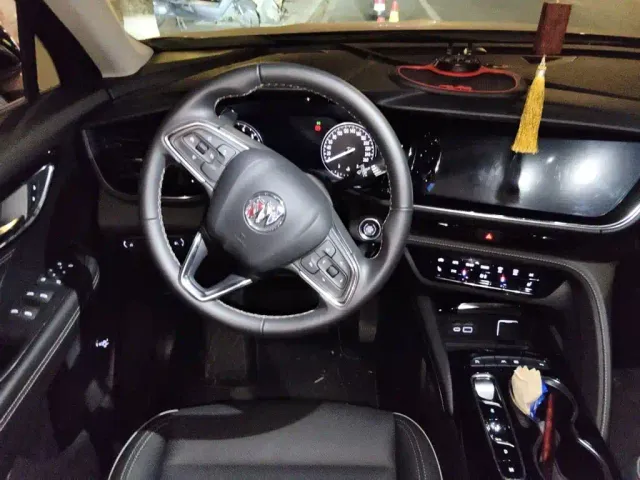 Buick Envision S — Фото автомобиля 11