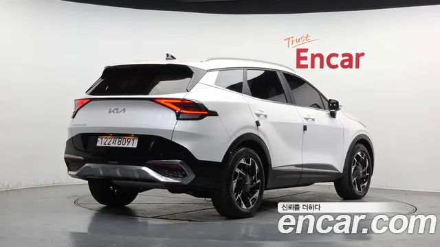Kia Sportage Sportage 5-е поколение Бензин 1.6 турбо 2WD — Фото автомобиля 2