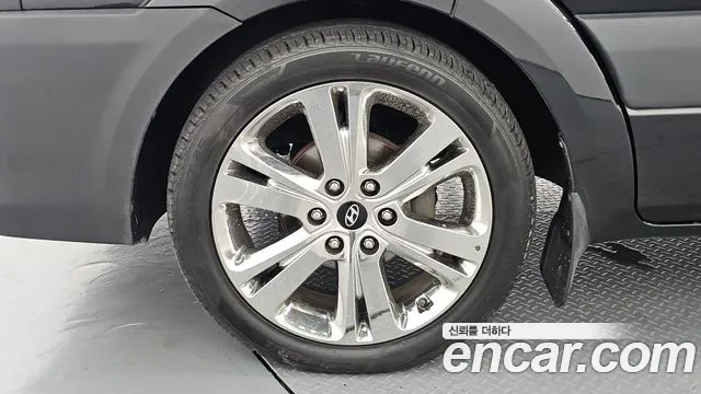 Hyundai Solati — Фото автомобиля 5