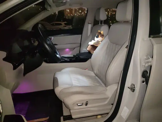 Wuling Asta — Фото автомобиля 7