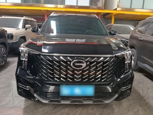 GAC Trumpchi GS8 — Фото автомобиля 2