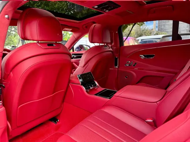 Bentley Flying Spur — Фото автомобиля 5