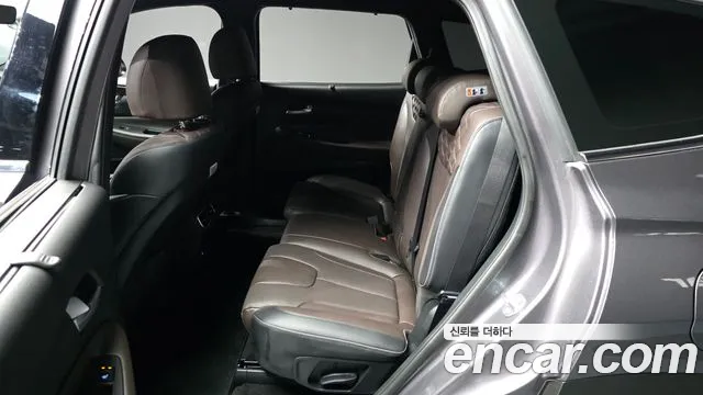 Hyundai Santafe — Фото автомобиля 25