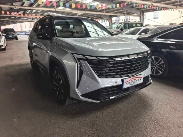 Geely Boyue L — Фото автомобиля 3