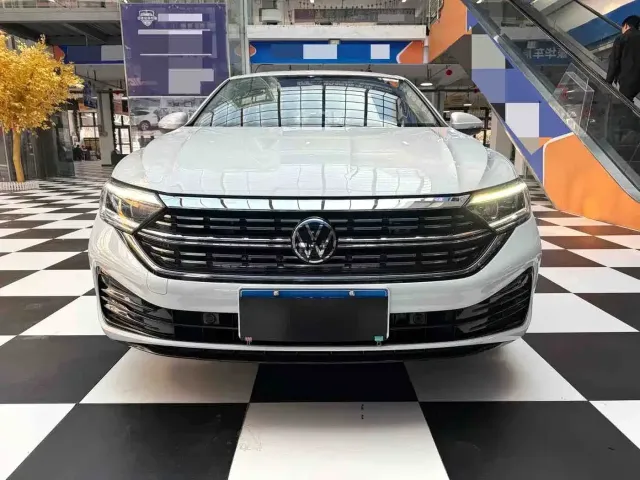 Volkswagen Sagitar — Фото автомобиля 2