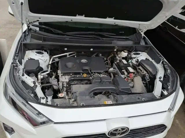 Toyota RAV4 — Фото автомобиля 19