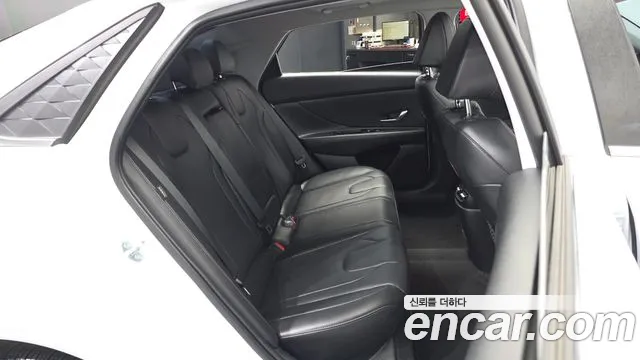 Hyundai Avante CN7 — Фото автомобиля 18