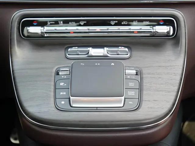 Mercedes-Benz V-Class — Фото автомобиля 9
