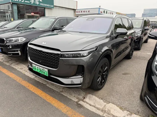 Фотография автомобиля — Li Auto ONE
