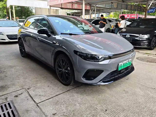 Leapmotor Lafa 5 — Фото автомобиля 3