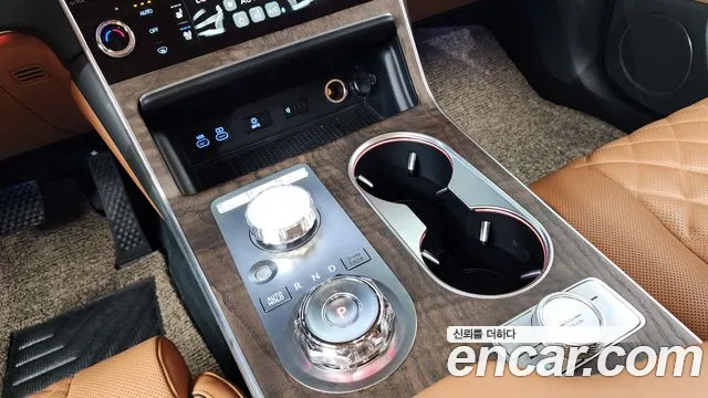 Genesis GV80 2.5T Бензин AWD — Фото автомобиля 8