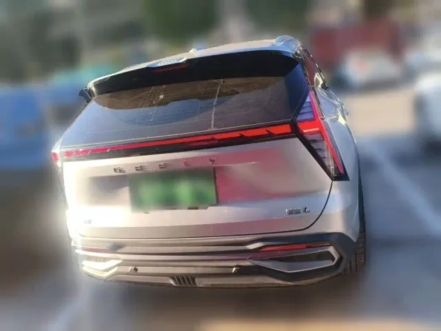 Geely Boyue L — Фото автомобиля 5
