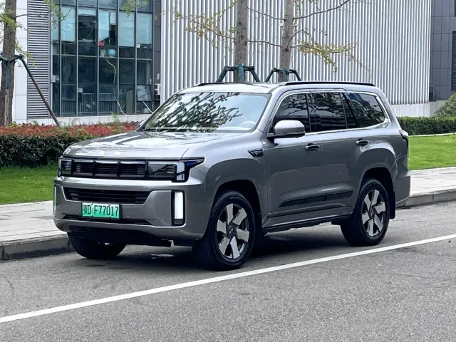 Фотография автомобиля — BAIC BJ60 Thunder