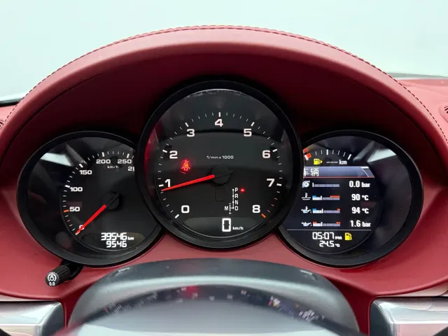 Porsche 718 — Фото автомобиля 15