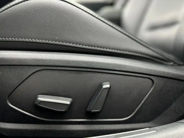 Hyundai Elantra — Фото автомобиля 6