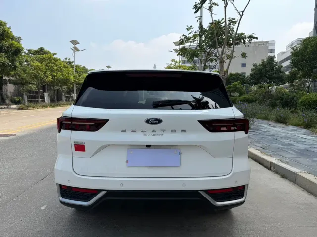 Ford Lingrui — Фото автомобиля 8