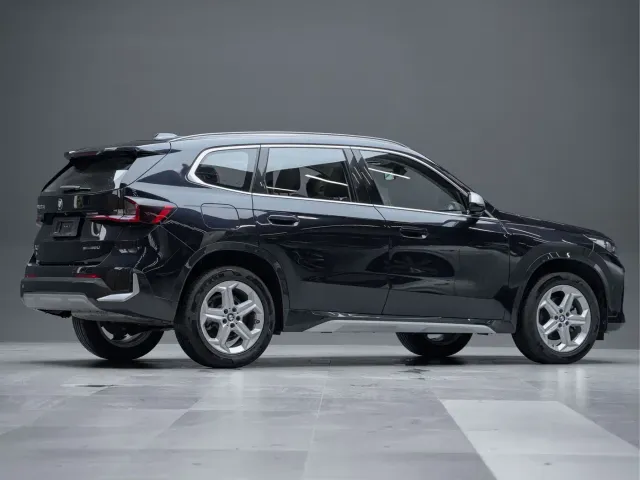BMW X1 — Фото автомобиля 8