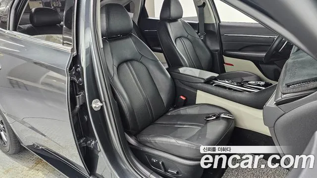 Hyundai Sonata Sonata (DN8) 1.6 Turbo — Фото автомобиля 26