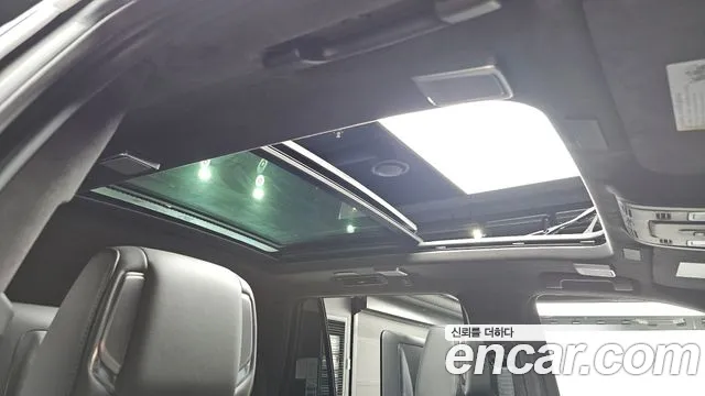 Cadillac Escalade Generation 5 — Фото автомобиля 18