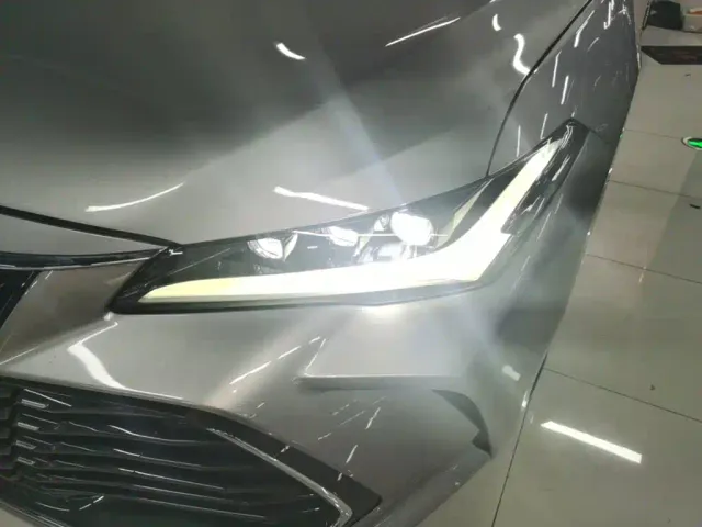 Toyota Avalon — Фото автомобиля 23