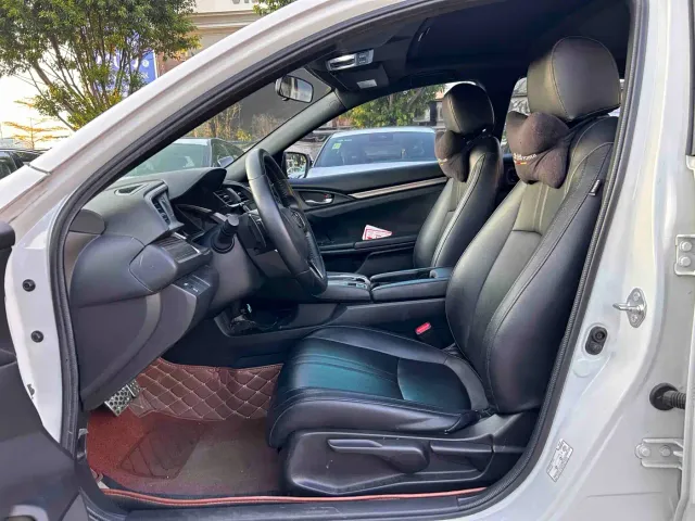 Honda Civic — Фото автомобиля 10