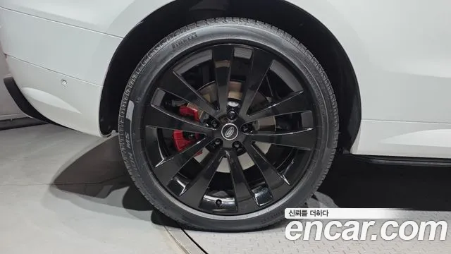 Land Rover Range Rover Sport — Фото автомобиля 5