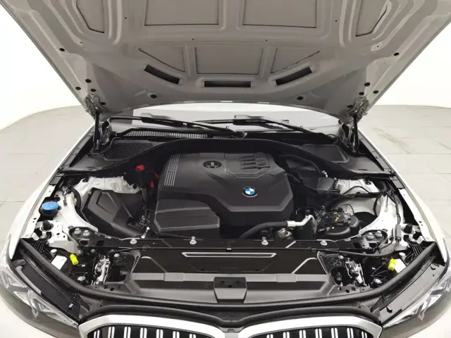 BMW 3 Series — Фото автомобиля 6