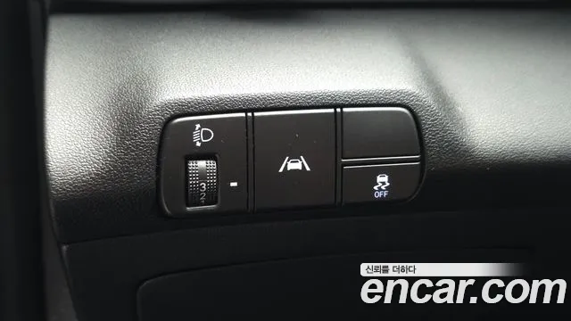 Hyundai AVANTE Avante (CN7) — Фото автомобиля 28