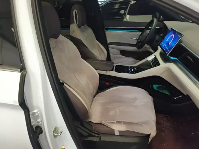 BYD Song PLUS — Фото автомобиля 24