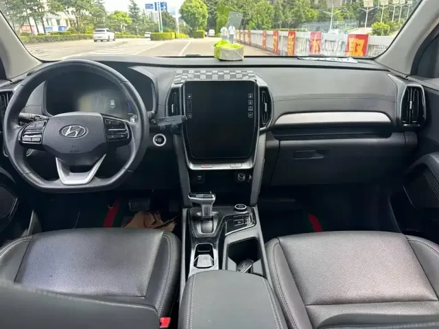 Hyundai Beijing Hyundai ix35 2021 240TGDi DCT 2WD GLS Leading Edition — Фото автомобиля 6
