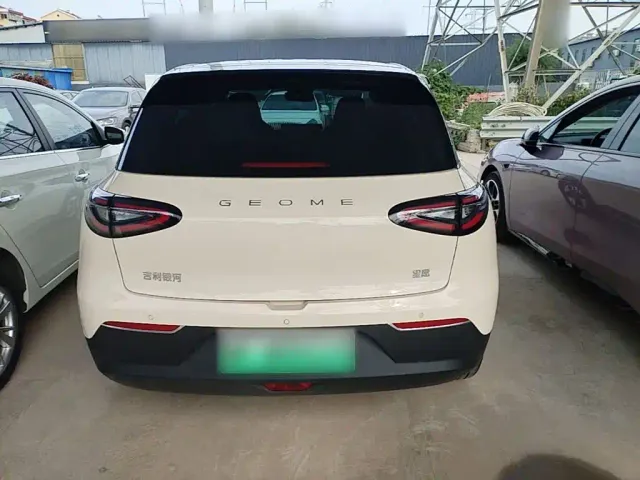 Geely Starry Wish — Фото автомобиля 5