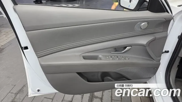 Hyundai AVANTE Новый Avante (CN7) — Фото автомобиля 22