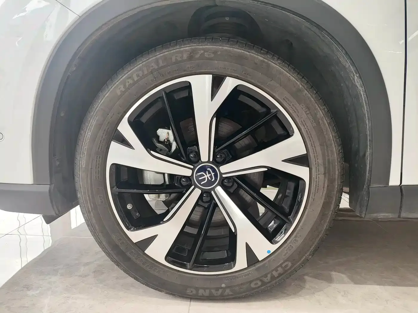 BYD Song Pro New Energy 2025 2nd Generation Smart Driving Edition DM-i 115KM Excellence Type — Фото автомобиля 15