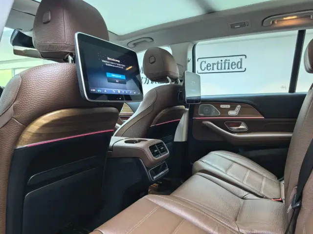 Mercedes-Benz GLS-Class — Фото автомобиля 12