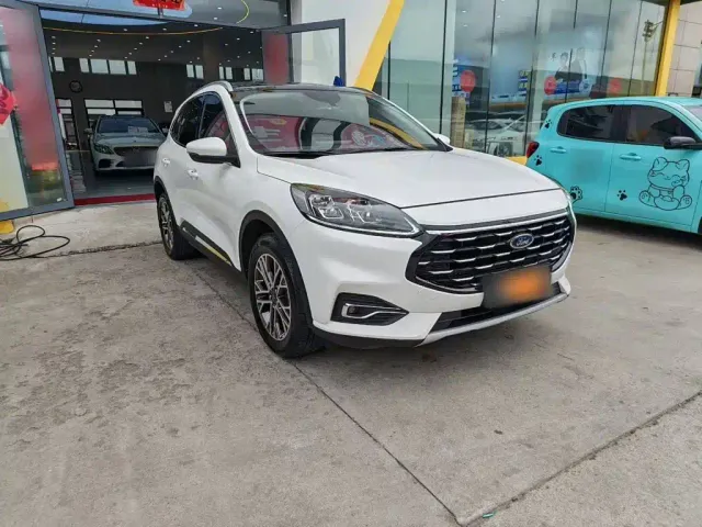 Ford Escape — Фото автомобиля 13