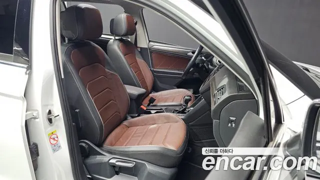 Volkswagen Tiguan — Фото автомобиля 11