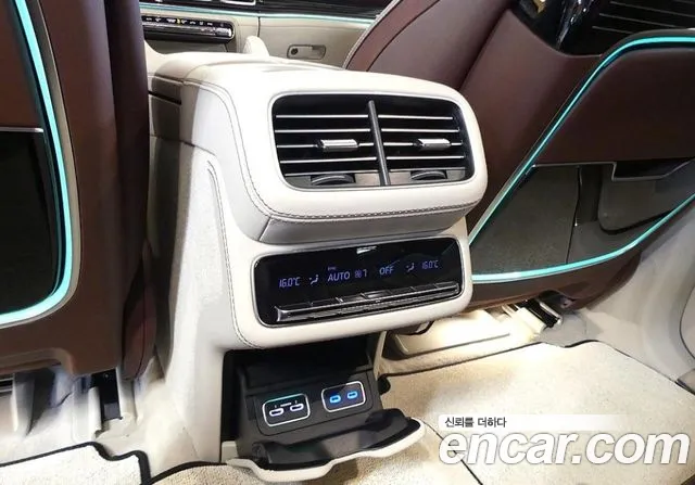Mercedes-Benz GLS-Class — Фото автомобиля 20