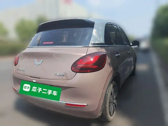 Wuling Bingo — Фото автомобиля 4