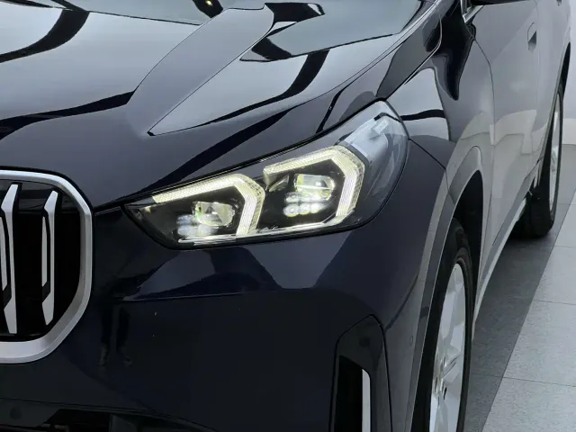 BMW X1 — Фото автомобиля 14