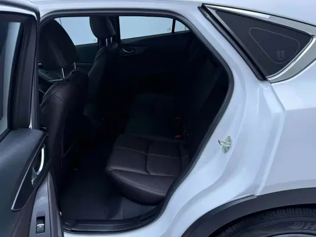Mazda CX-4 — Фото автомобиля 18