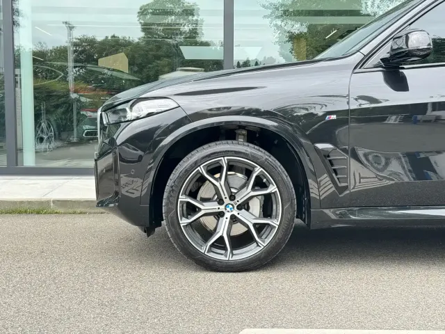 BMW X5 — Фото автомобиля 3