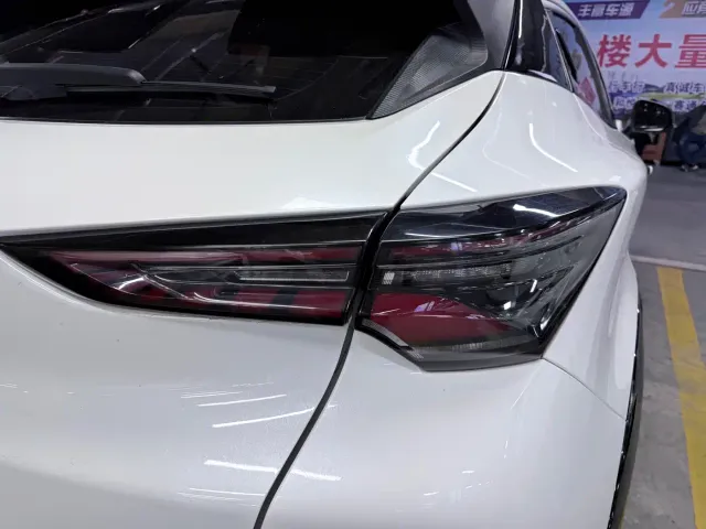 Changan UNI-T — Фото автомобиля 18