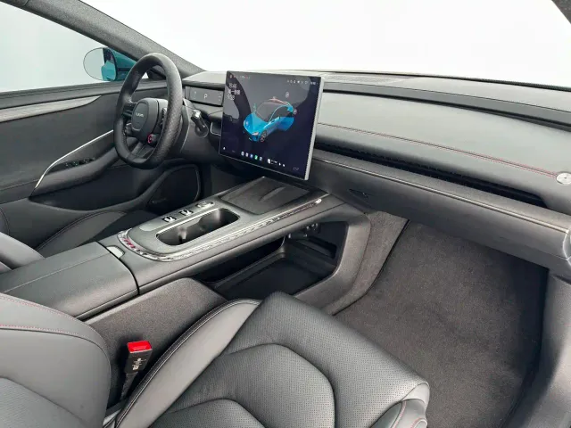 Xiaomi SU7 — Фото автомобиля 14