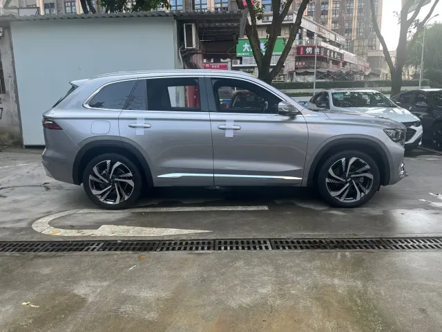 Geely Xingyue L — Фото автомобиля 4