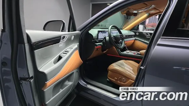 Genesis GV80 — Фото автомобиля 15