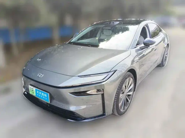 Фотография автомобиля — Toyota BoZhi 7
