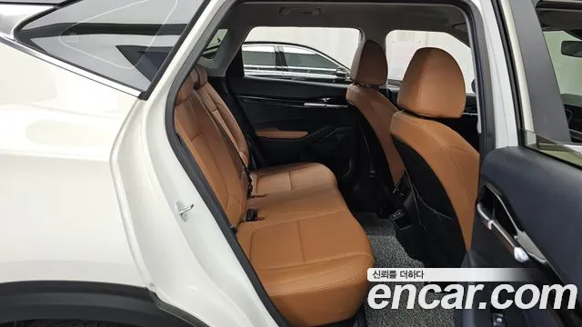 Kia Seltos New — Фото автомобиля 18