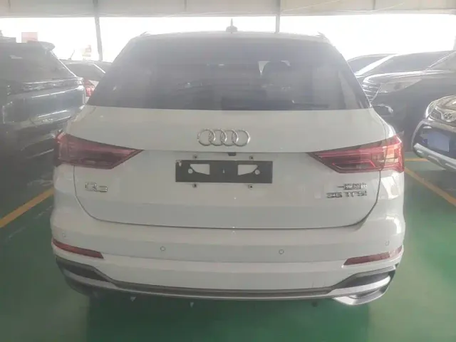 Audi Q3 — Фото автомобиля 5