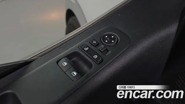 Hyundai Staria Staria Tourer 11 мест — Фото автомобиля 11